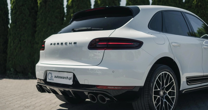 Porsche Macan cena 159990 przebieg: 139900, rok produkcji 2017 z Przedbórz małe 781